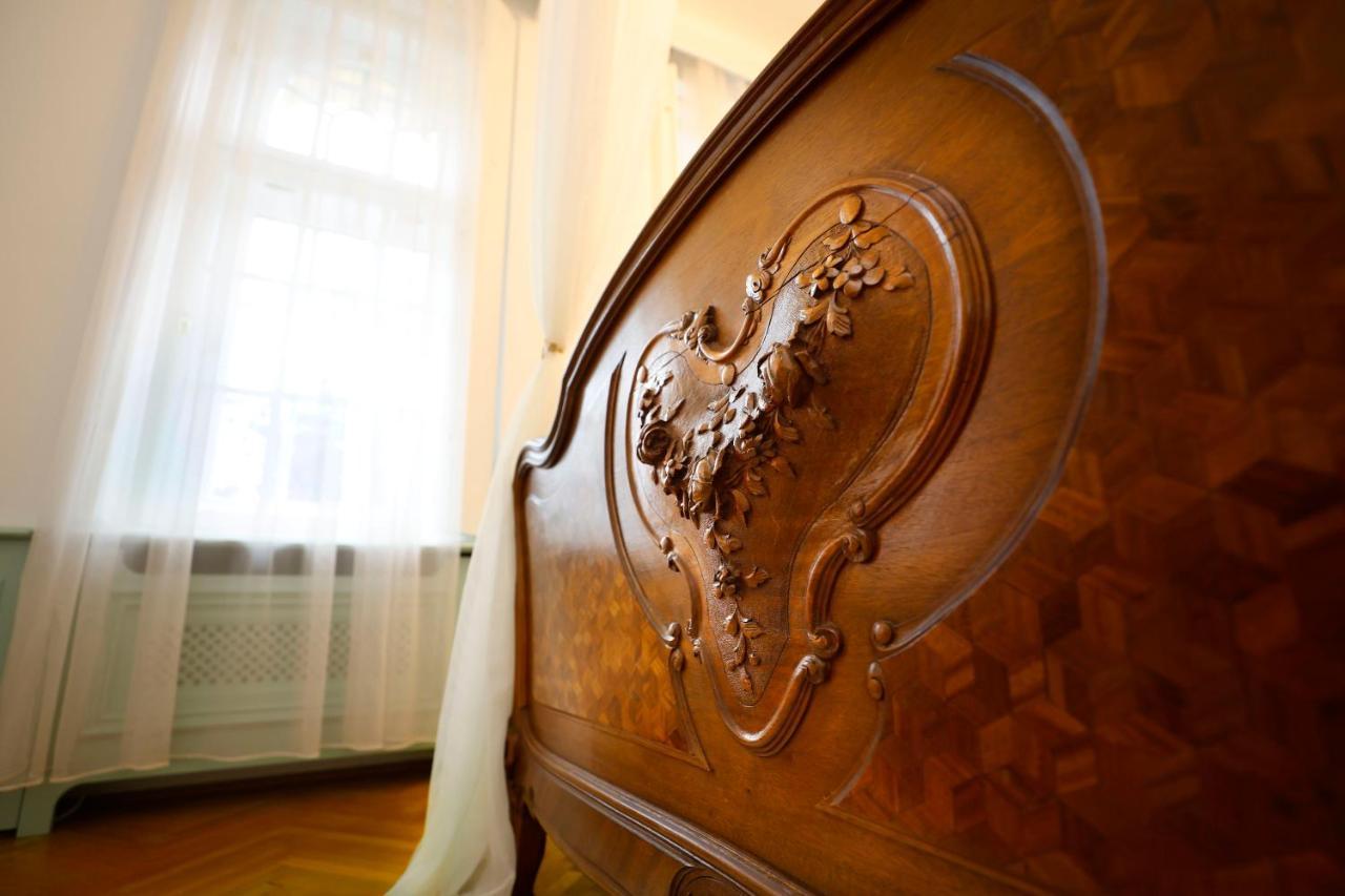 Villabaroque_Егер Екстериор снимка